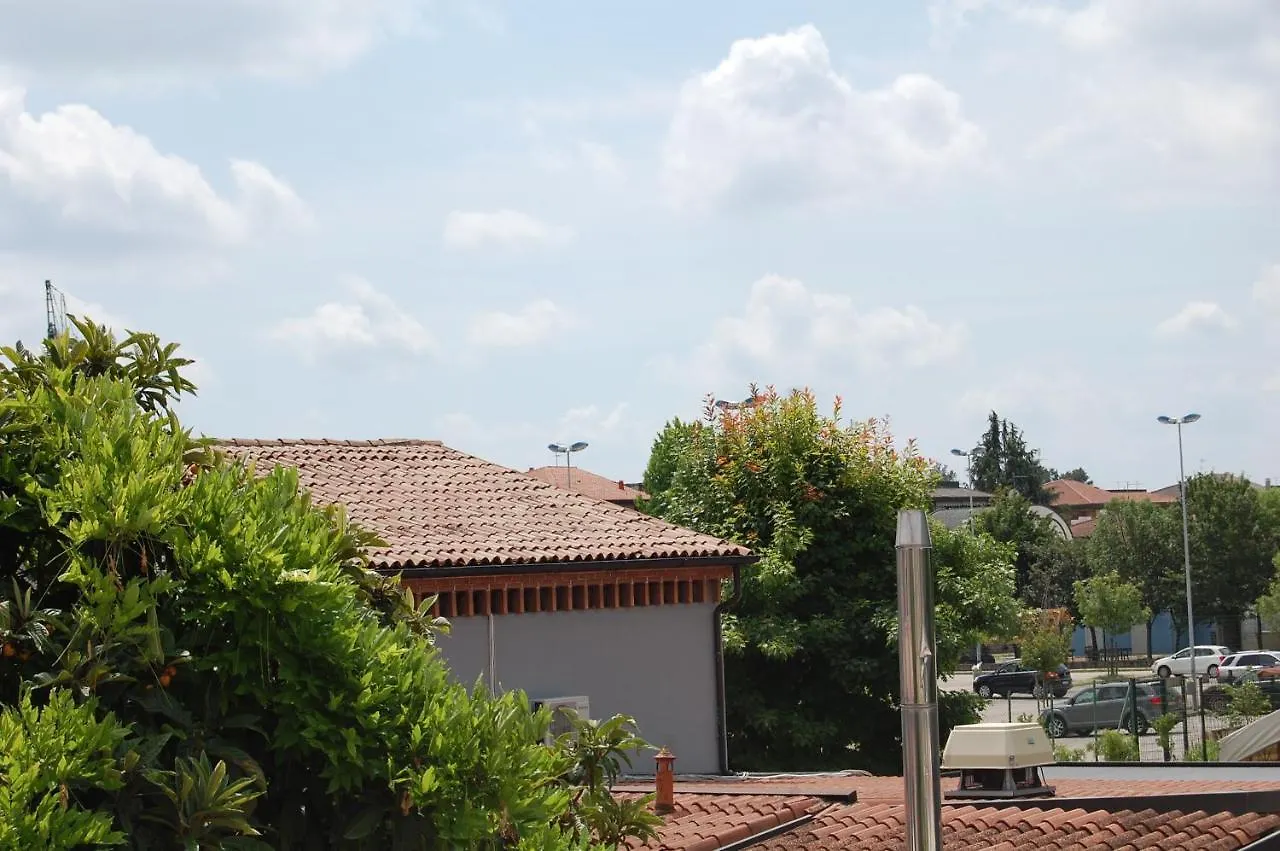 Locazione Turistica Elite Parco Brentelle Bed & Breakfast - Chiesanuova 135 E 167 Padova 0*,  Italy